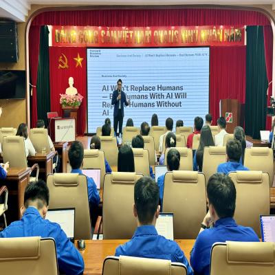 ĐOÀN CÁC CƠ QUAN ĐẢNG TP HẢI PHÒNG TẬP HUẤN KỸ NĂNG AI CHO CÁN BỘ, ĐOÀN VIÊN THANH NIÊN